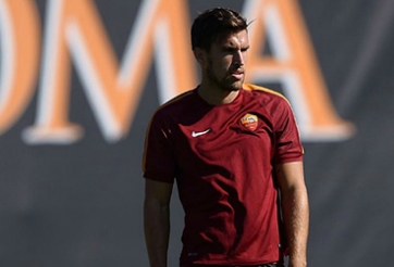 Siêu tiền vệ đồng ý gia nhập M.U